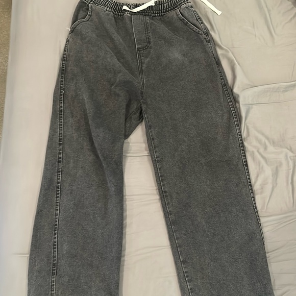 Black/gray-ish drawstring jeans - Picture 1 of 3